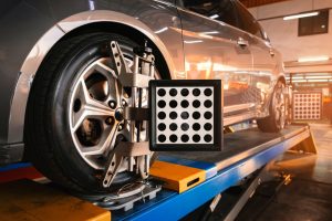 Car,Wheel,Alignment,Is,In,Progress.,Auto,Camber,Toe,Check